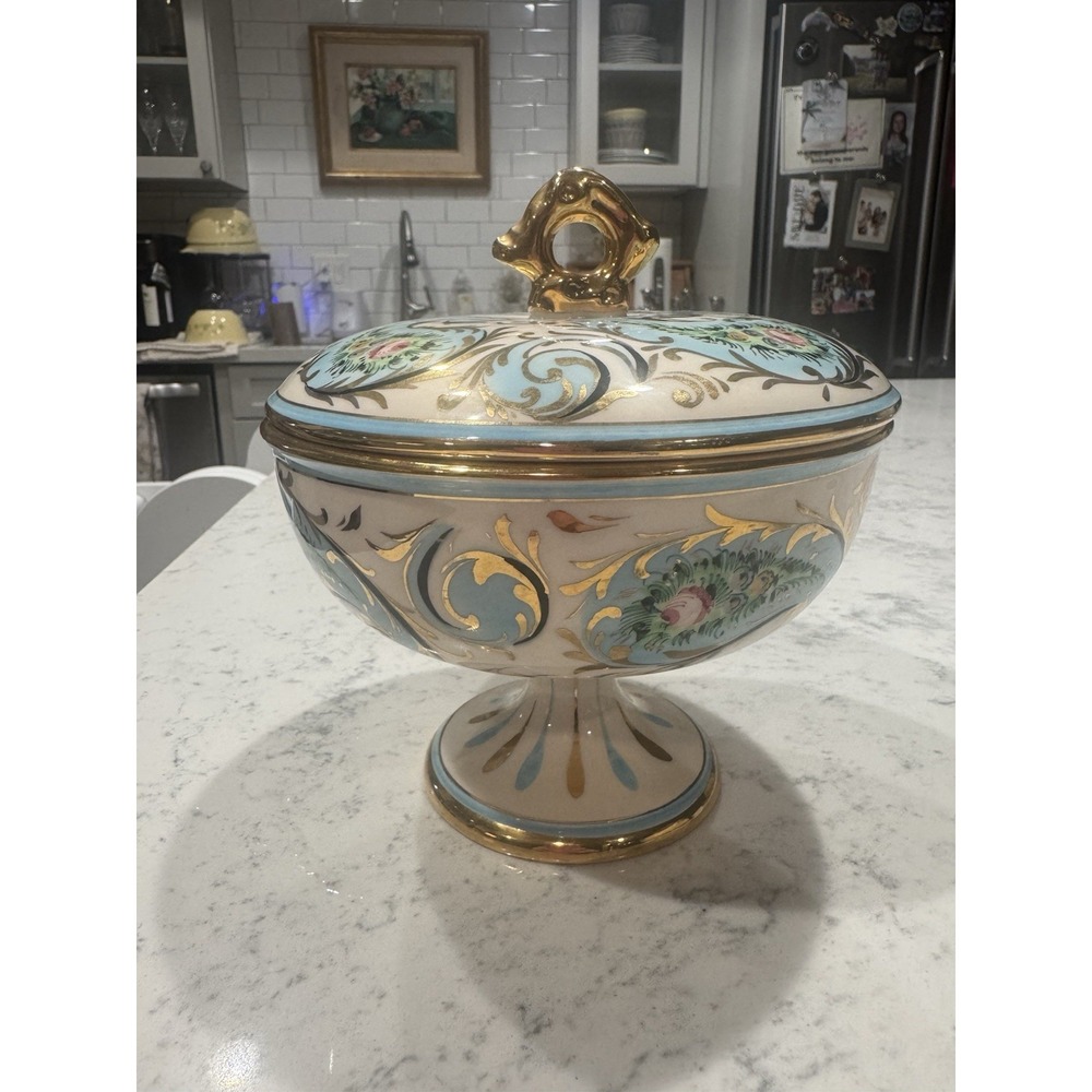 Vintage Capodimonte Porcelain Hand Painted Bowl With Lid. Made in Italy 60/192
